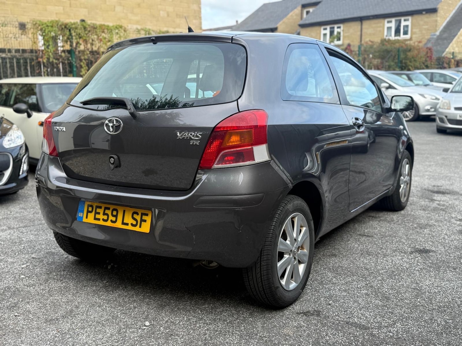 Used Toyota Yaris 2009 for sale - 76504534: Photo 21