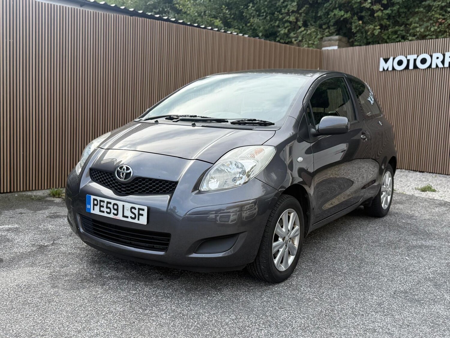 Used Toyota Yaris 2009 for sale - 76504534: Photo 3