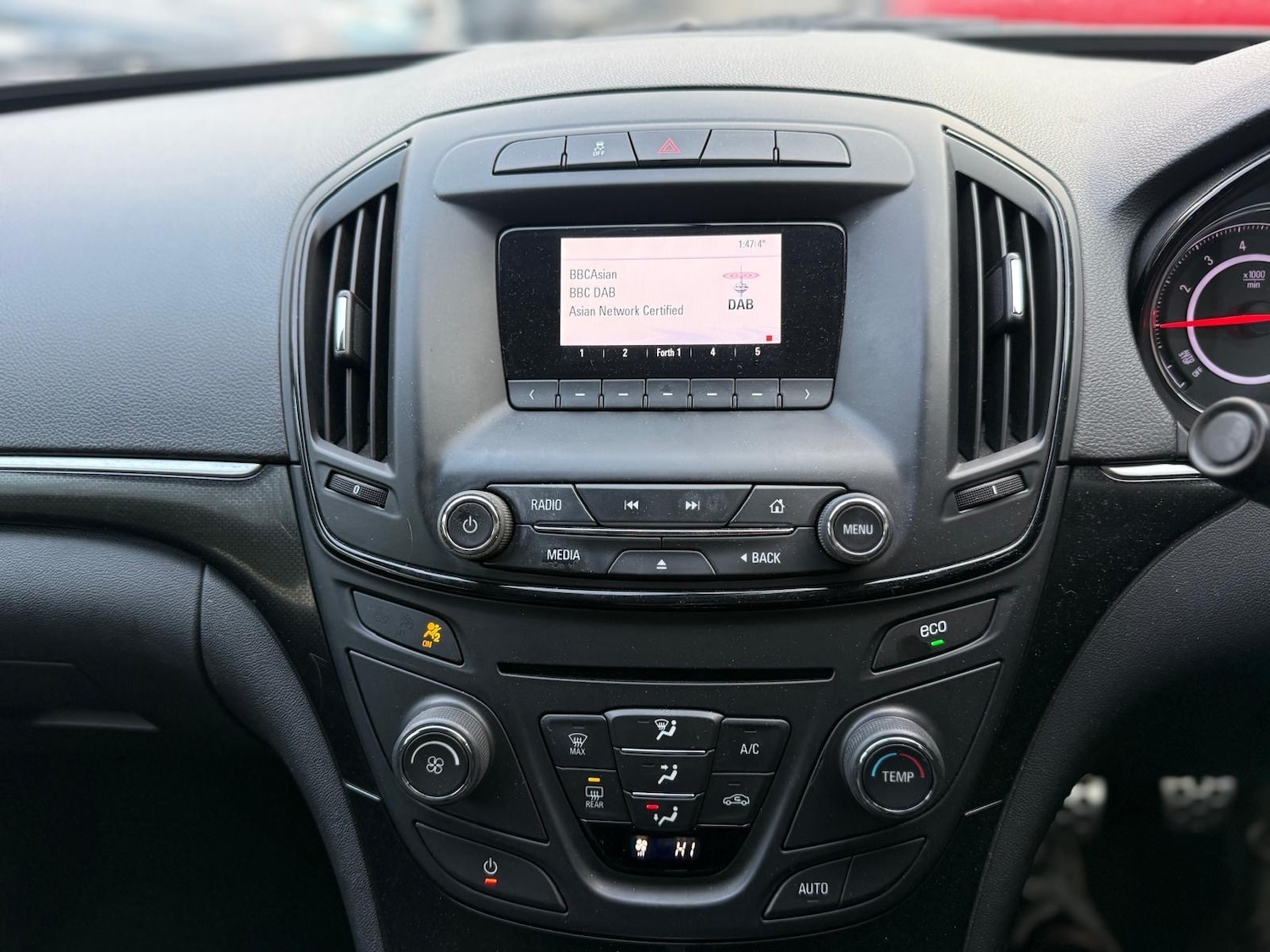 Used Vauxhall Insignia 2014 for sale - 77107236: Photo 15