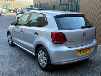 Used Volkswagen Polo 2010 for sale - 76042886: Photo