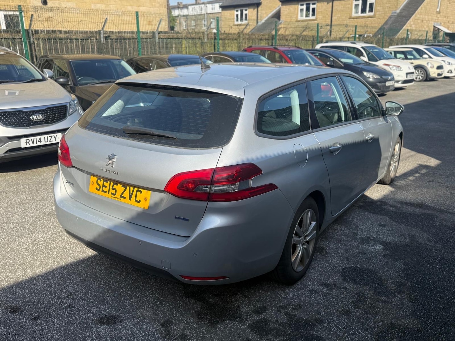 Used Peugeot 308 2015 for sale - 77935402: Photo 12