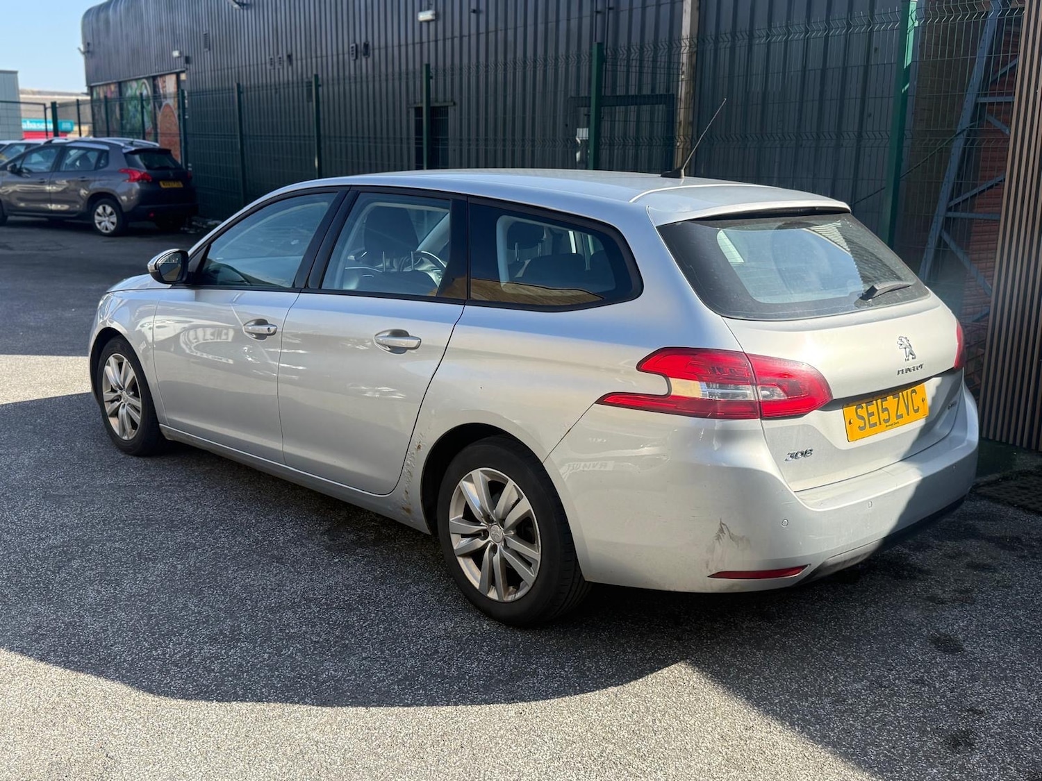 Used Peugeot 308 2015 for sale - 77935402: Photo 15
