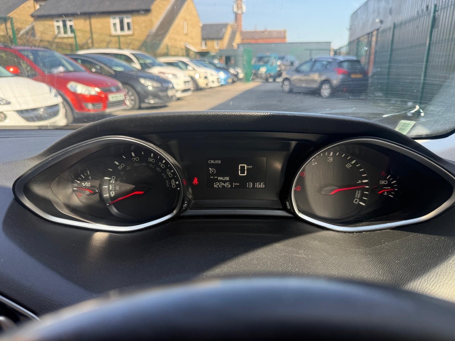 Used Peugeot 308 2015 for sale - 77935402: Photo 23