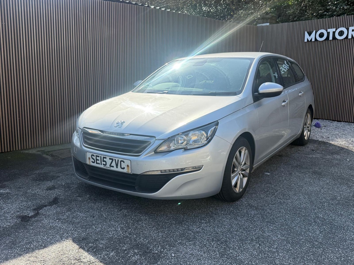 Used Peugeot 308 2015 for sale - 77935402: Photo 4