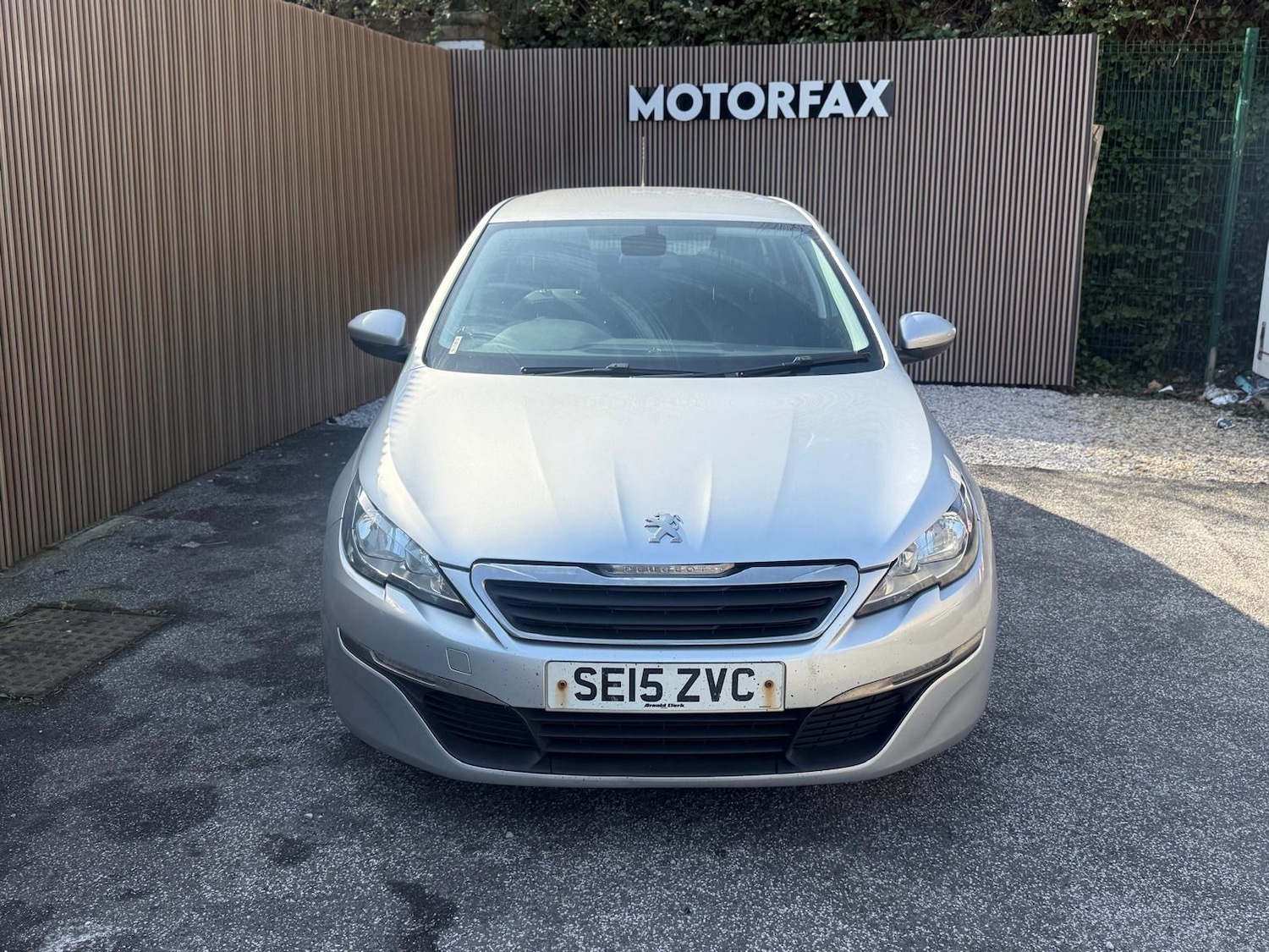 Used Peugeot 308 2015 for sale - 77935402: Photo 6
