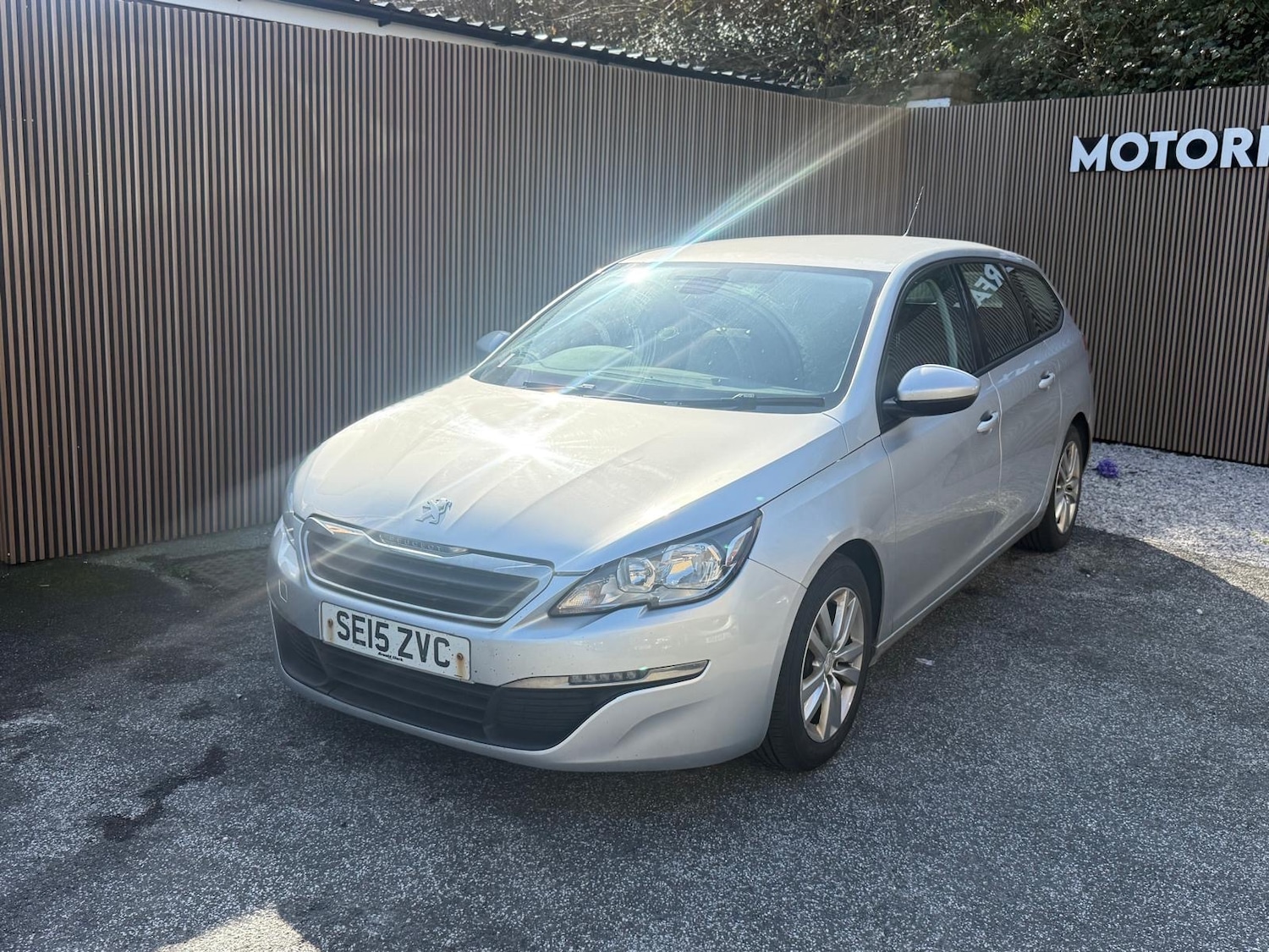 Used Peugeot 308 2015 for sale - 77935402: Photo 8