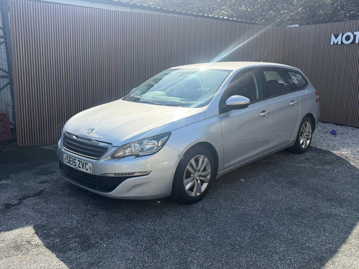 Used Peugeot 308 2015 for sale - 77935402: Photo 9