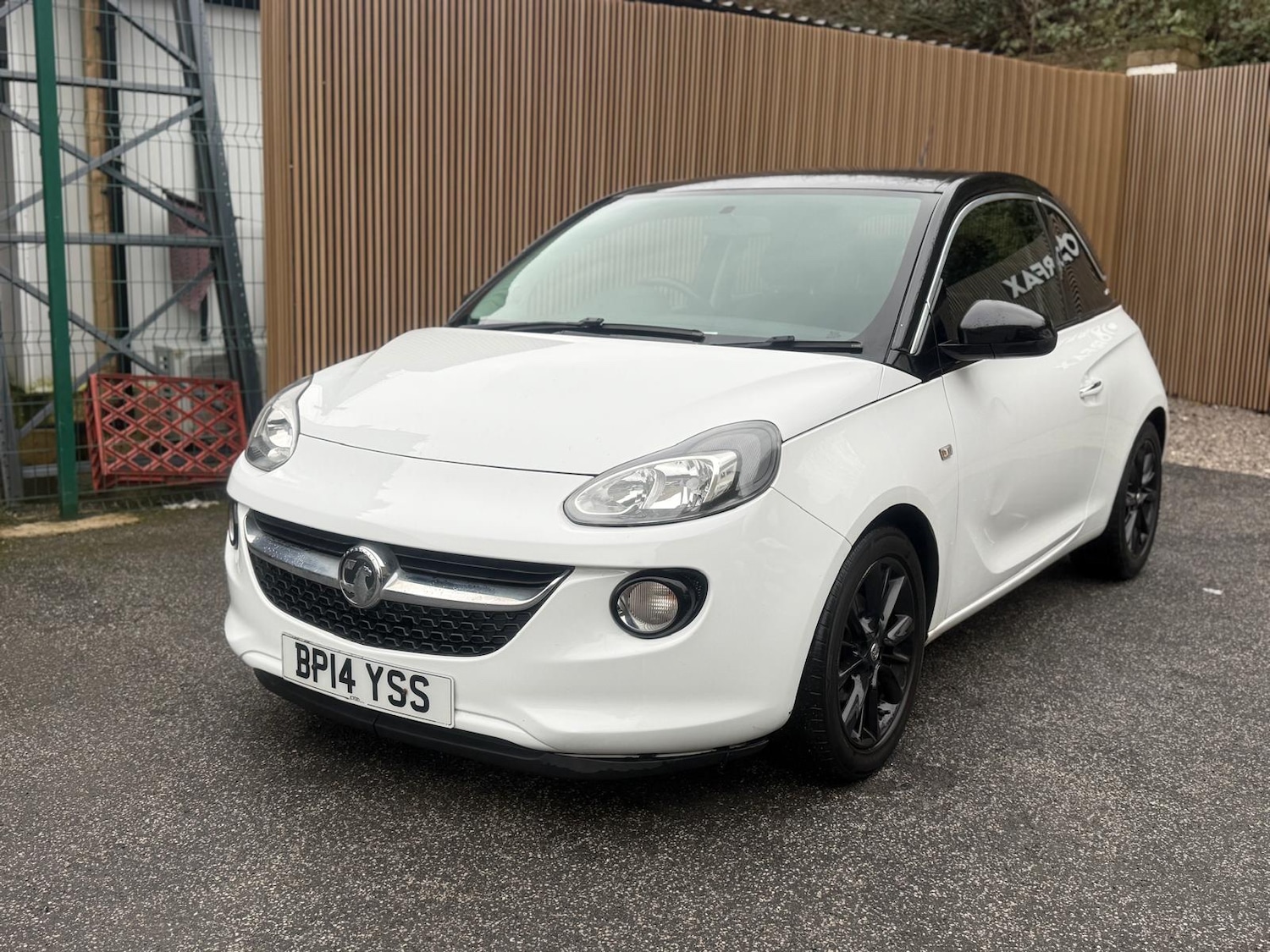 Used Vauxhall ADAM 2014 for sale - 77609664: Photo 3