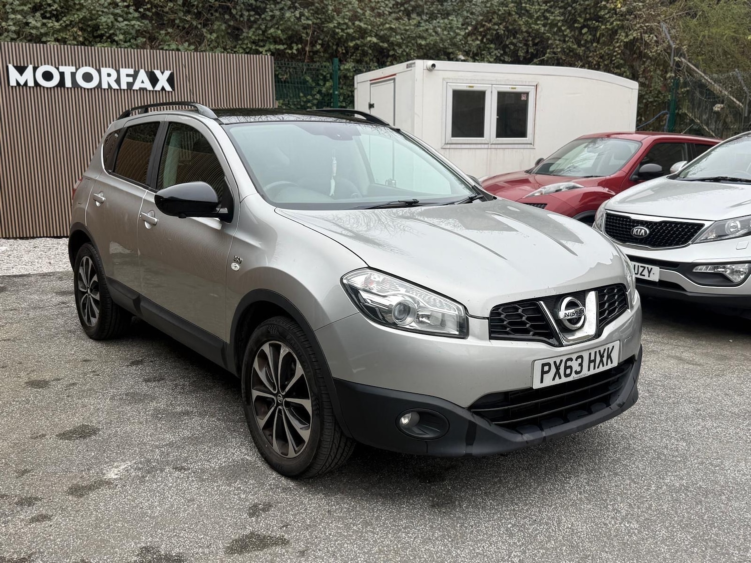 Used Nissan Qashqai 2013 for sale - 77963212: Photo 11