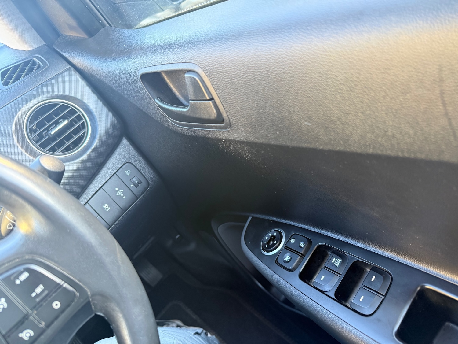 Used Hyundai i10 2016 for sale - 77766571: Photo 18