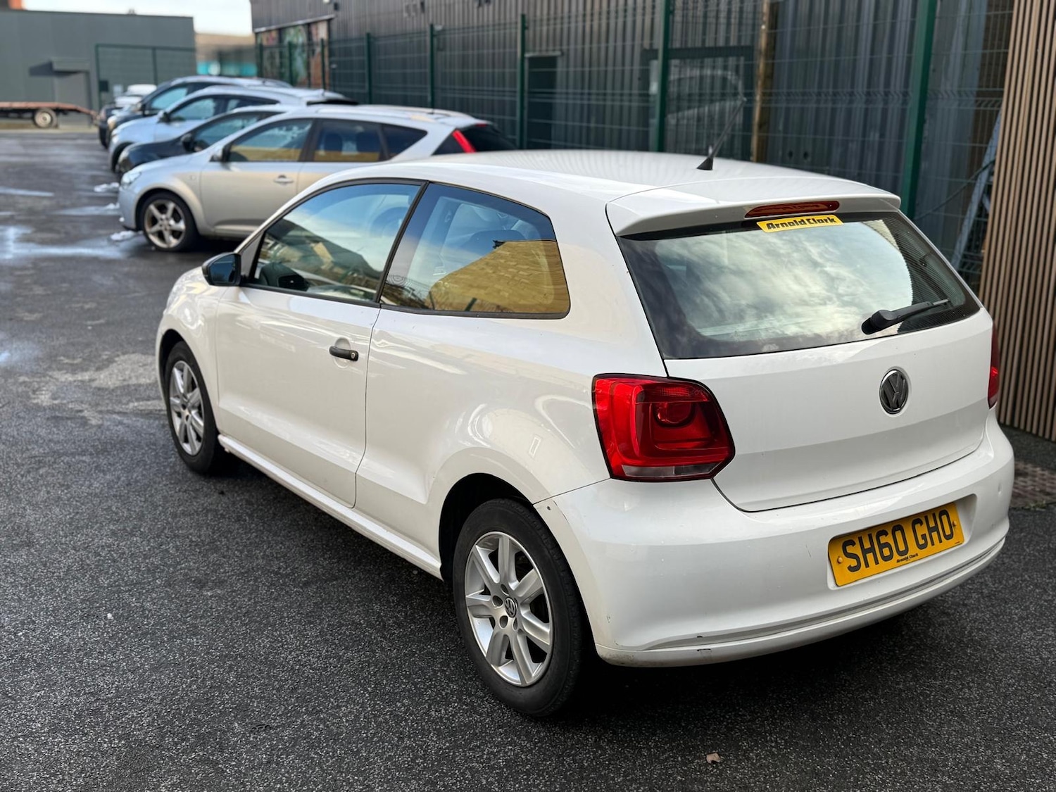 Used Volkswagen Polo 2010 for sale - 76626512: Photo 4