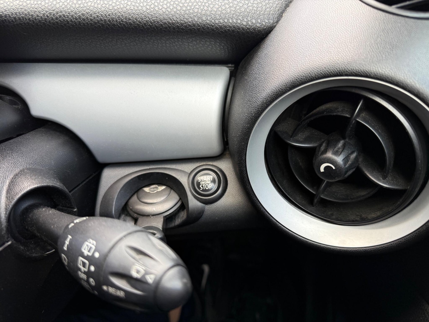 Used MINI Hatch 2011 for sale - 76084267: Photo 26
