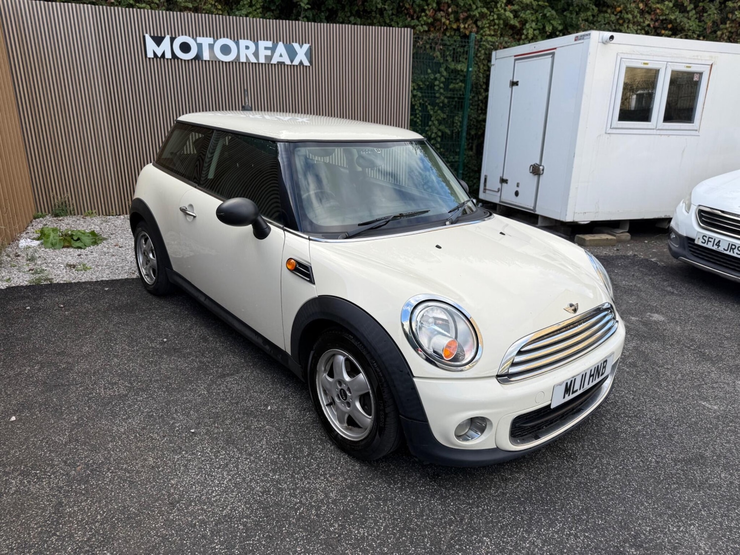 Used MINI Hatch 2011 for sale - 76084267: Photo 6