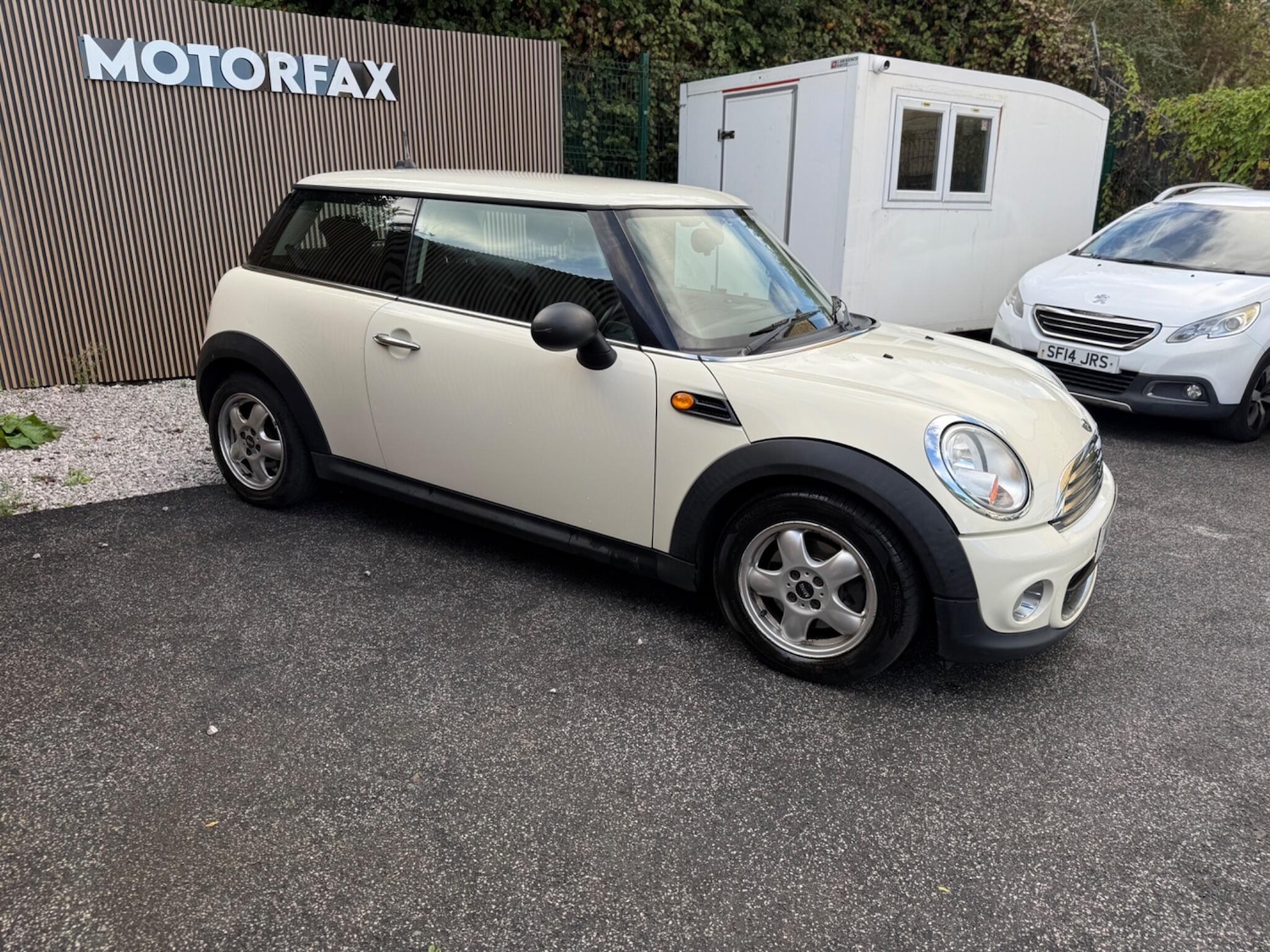 Used MINI Hatch 2011 for sale - 76084267: Photo 9