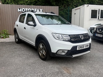 Used Dacia Sandero Stepway 2018 for sale - 79284277: Photo