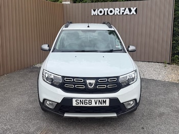 Used Dacia Sandero Stepway 2018 for sale - 79284277: Photo