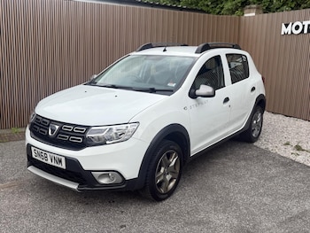 Used Dacia Sandero Stepway 2018 for sale - 79284277: Photo