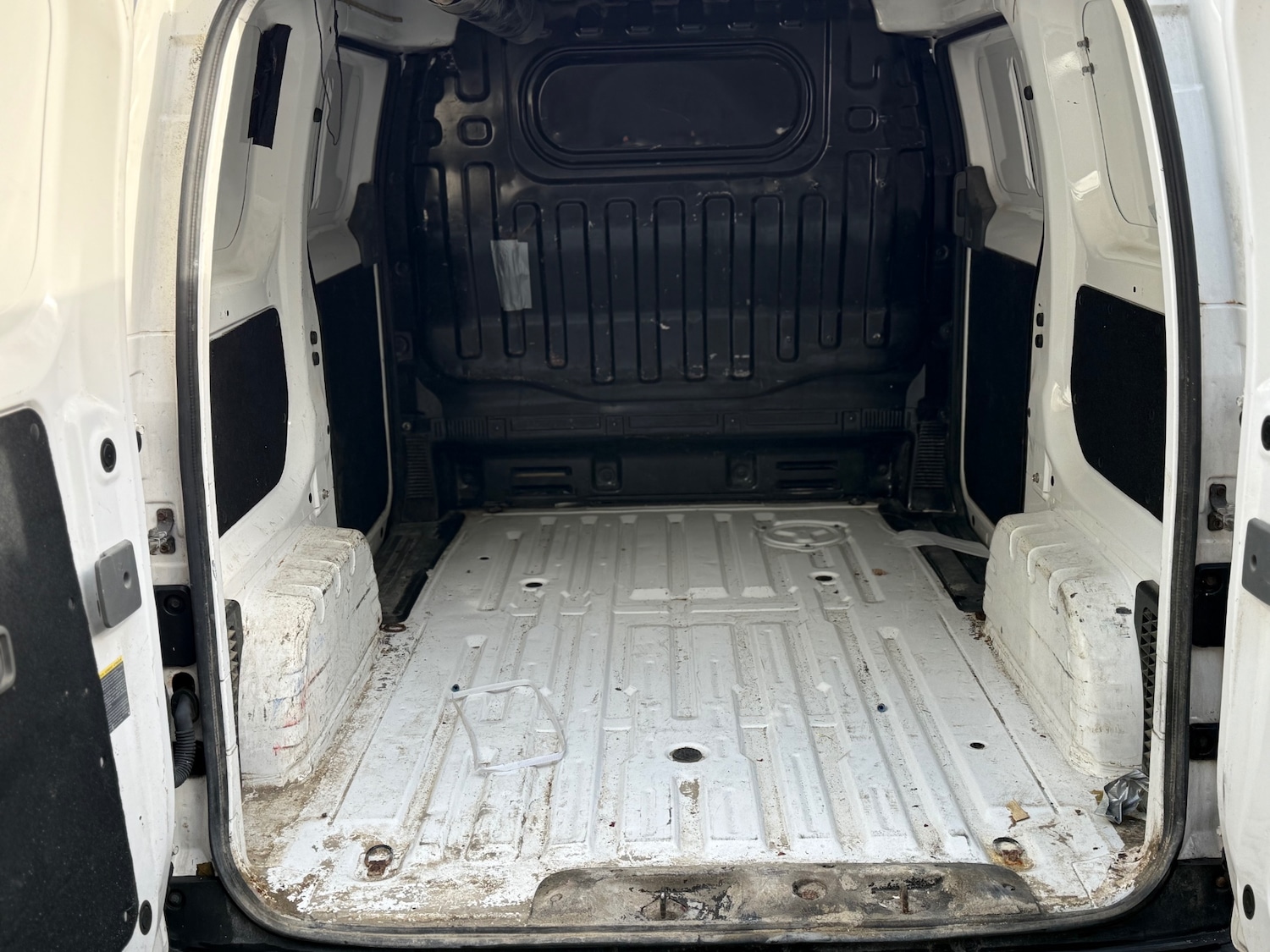 Used Nissan NV200 2015 for sale - 76353725: Photo 38