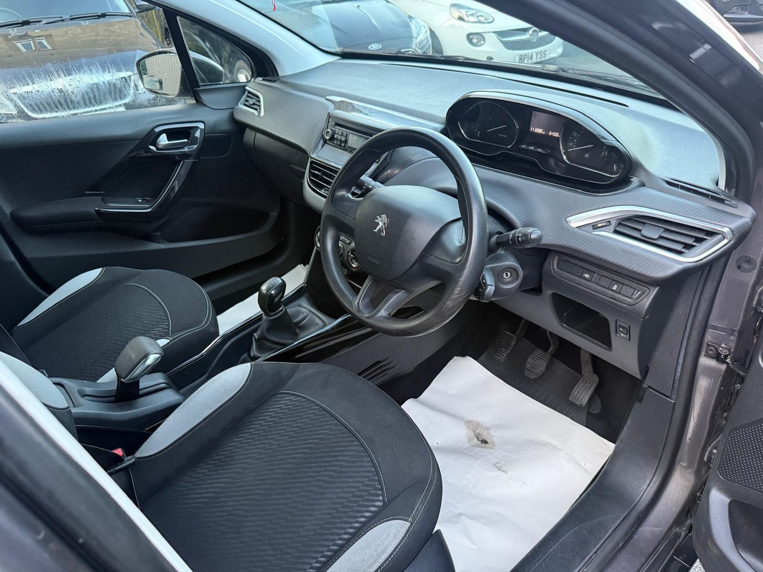 Used Peugeot 2008 2014 for sale - 77954086: Photo 17