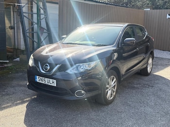 Used Nissan Qashqai 2015 for sale - 77935405: Photo