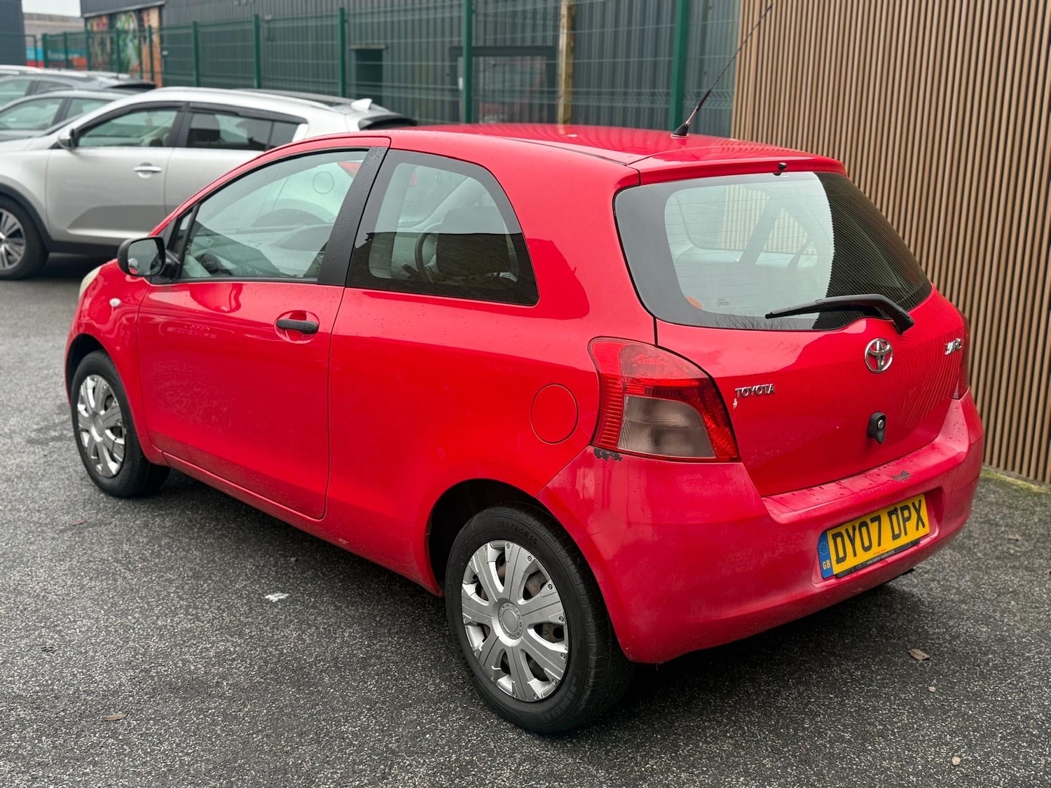 Used Toyota Yaris 2007 for sale - 77213568: Photo 6