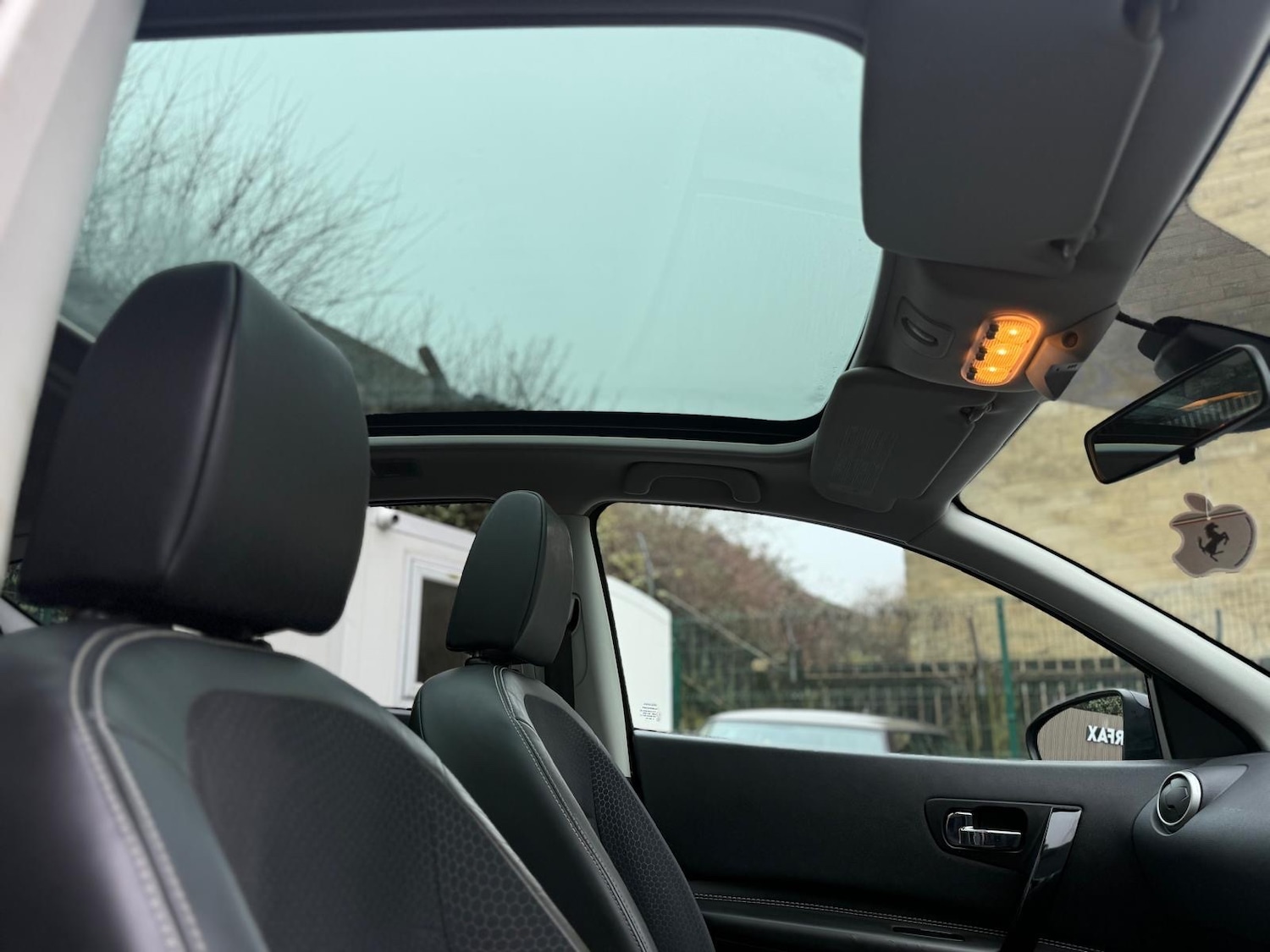 Used Nissan Qashqai 2013 for sale - 77247661: Photo 17