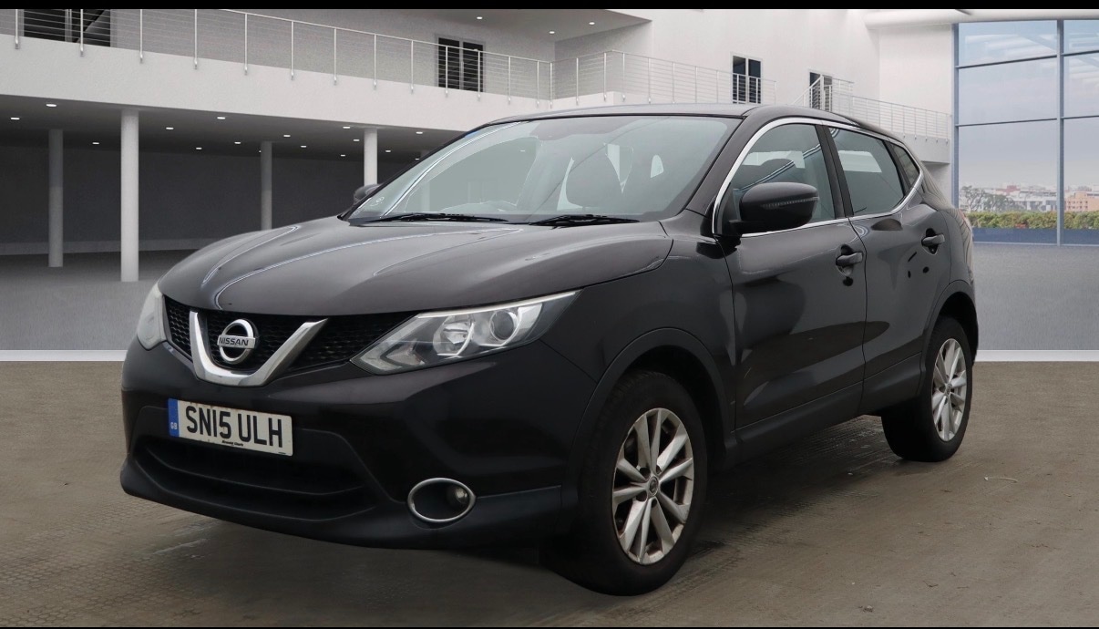 Used Nissan Qashqai 2015 for sale - 77807360: Photo 2