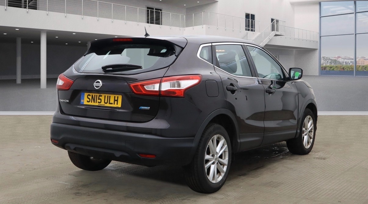 Used Nissan Qashqai 2015 for sale - 77807360: Photo 4