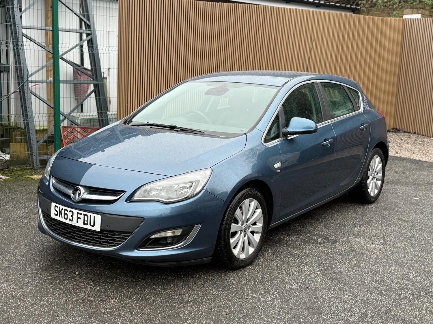 Used Vauxhall Astra 2013 for sale - 77367238: Photo 13