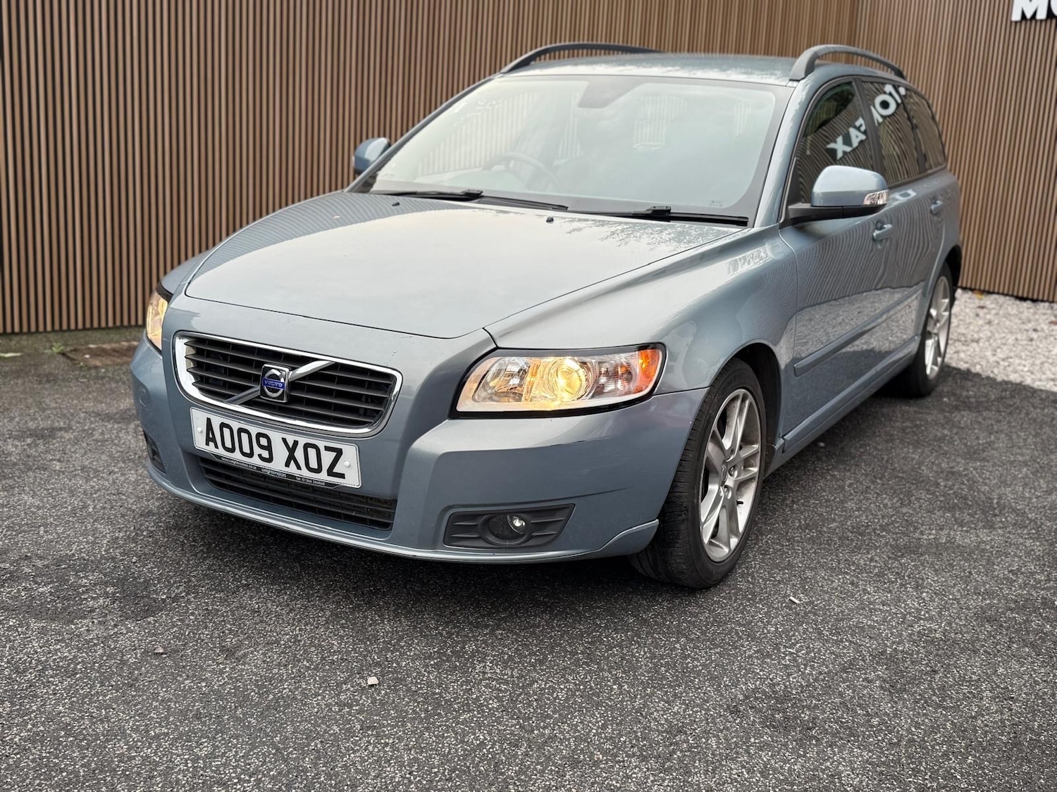 Used Volvo V50 2009 for sale - 76497159: Photo 10