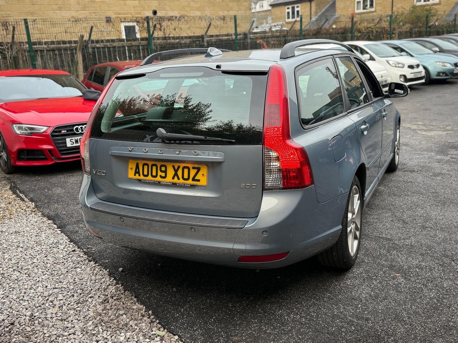 Used Volvo V50 2009 for sale - 76497159: Photo 17