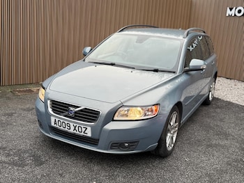 Used Volvo V50 2009 for sale - 76497159: Photo