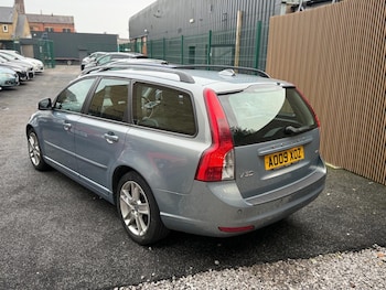Used Volvo V50 2009 for sale - 76497159: Photo