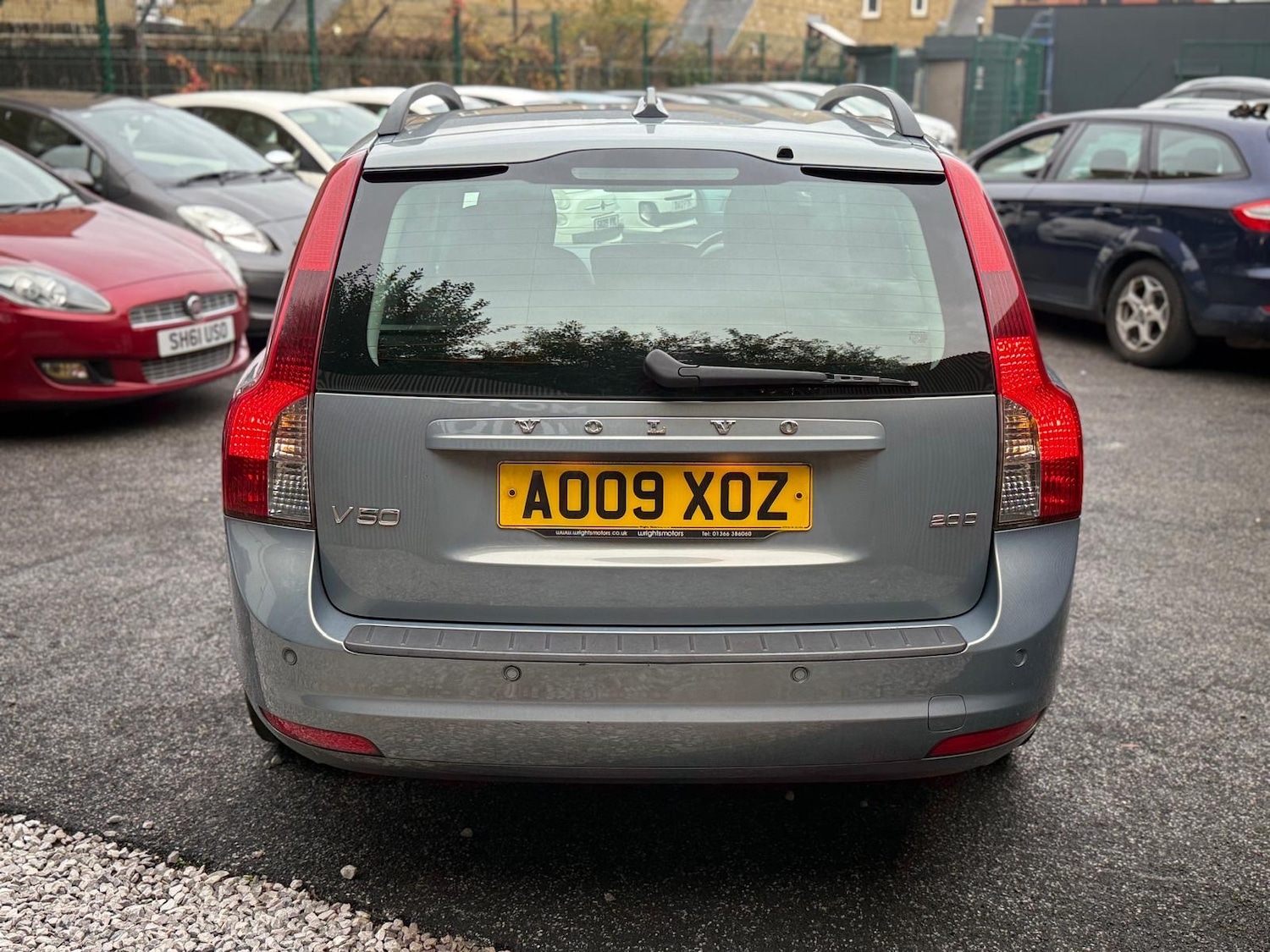 Used Volvo V50 2009 for sale - 76497159: Photo 7