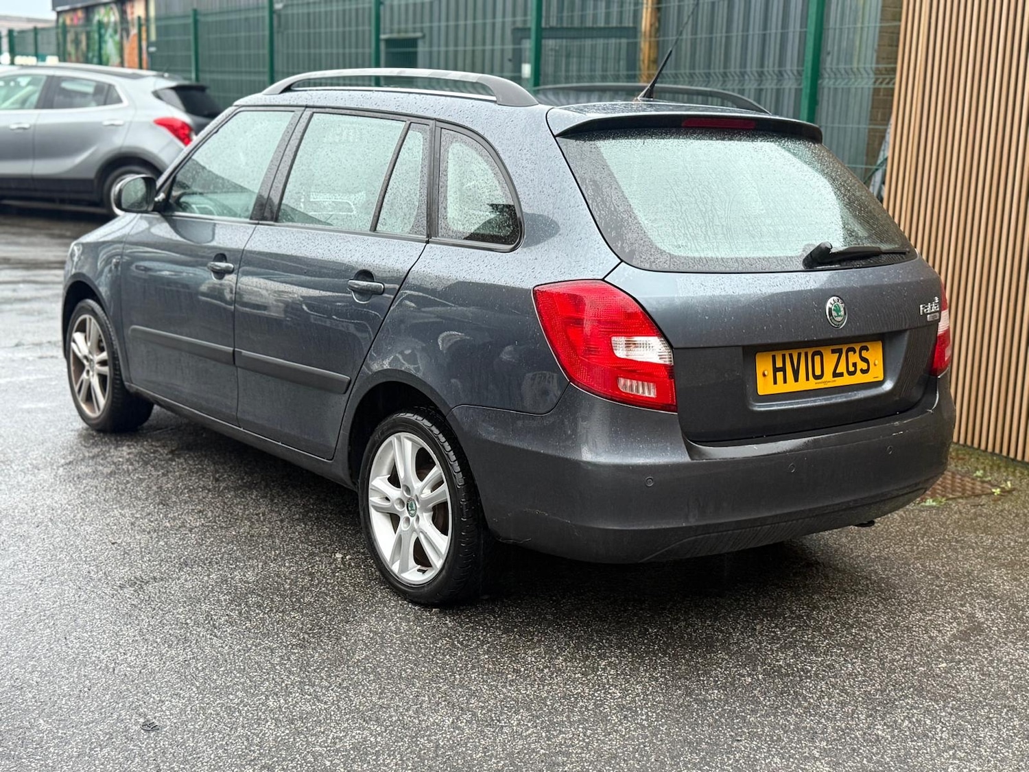 Used Skoda Fabia 2010 for sale - 76950784: Photo 6