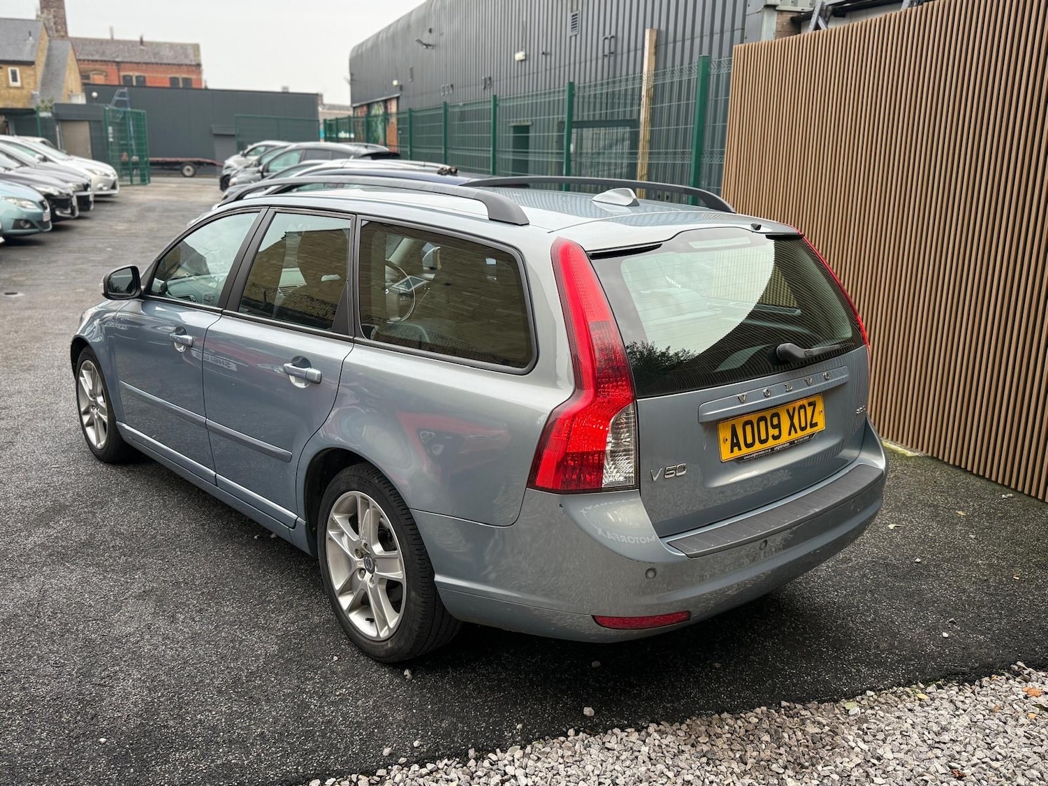 Used Volvo V50 2009 for sale - 77028329: Photo 4