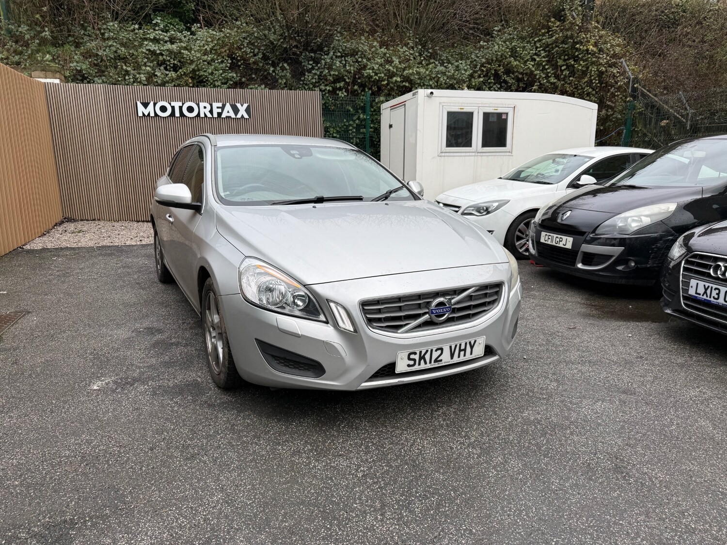 Used Volvo V60 2012 for sale - 77609594: Photo 11