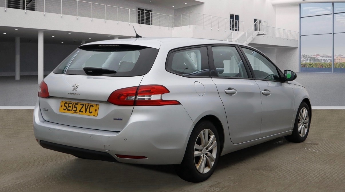 Used Peugeot 308 2015 for sale - 77807363: Photo 2