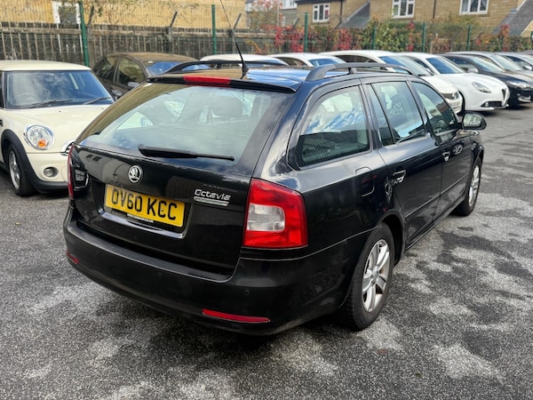 Used Skoda Octavia 2010 for sale - 76182078: Photo 12