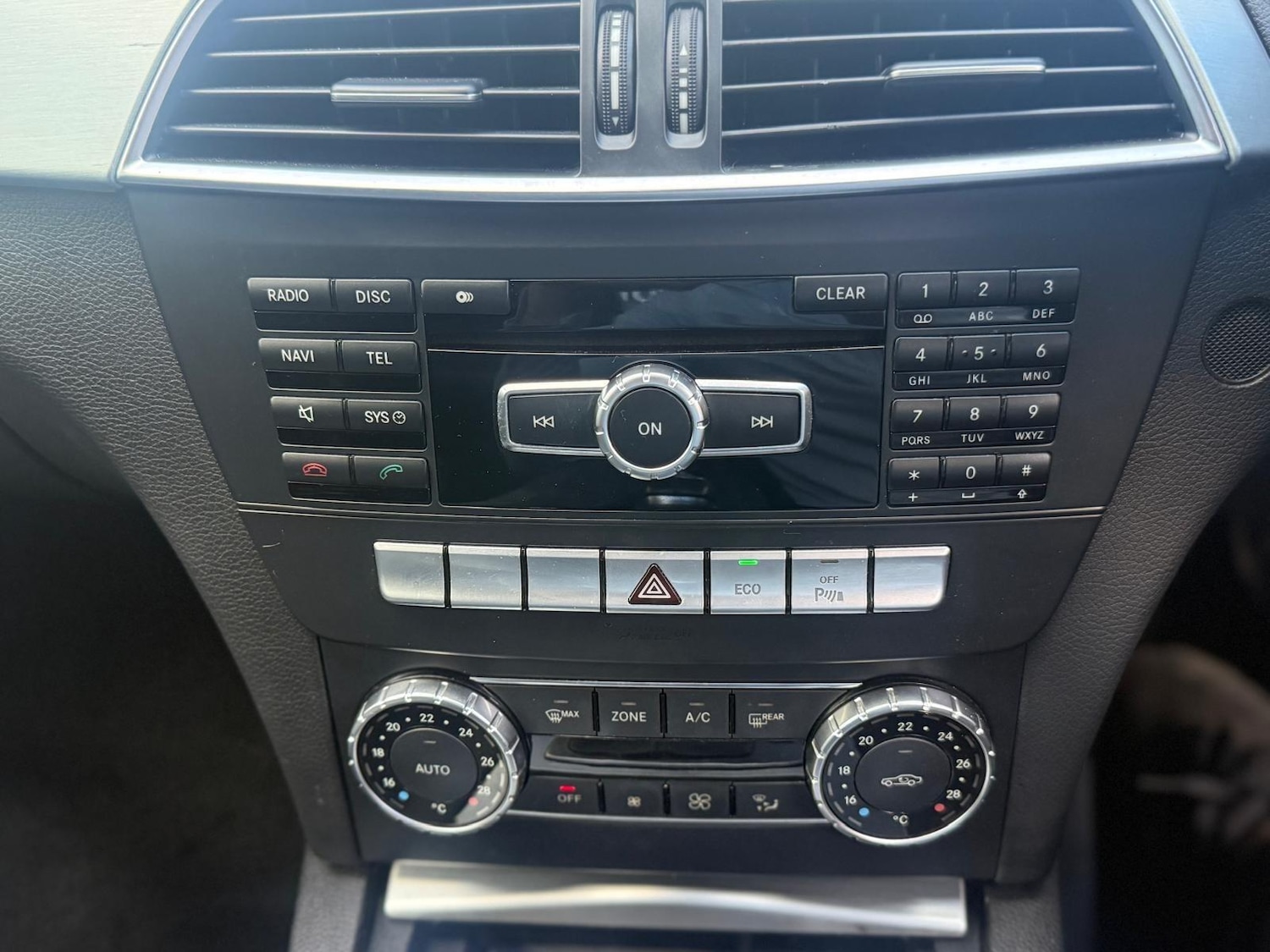 Used Mercedes-Benz C-Class 2015 for sale - 76084970: Photo 18