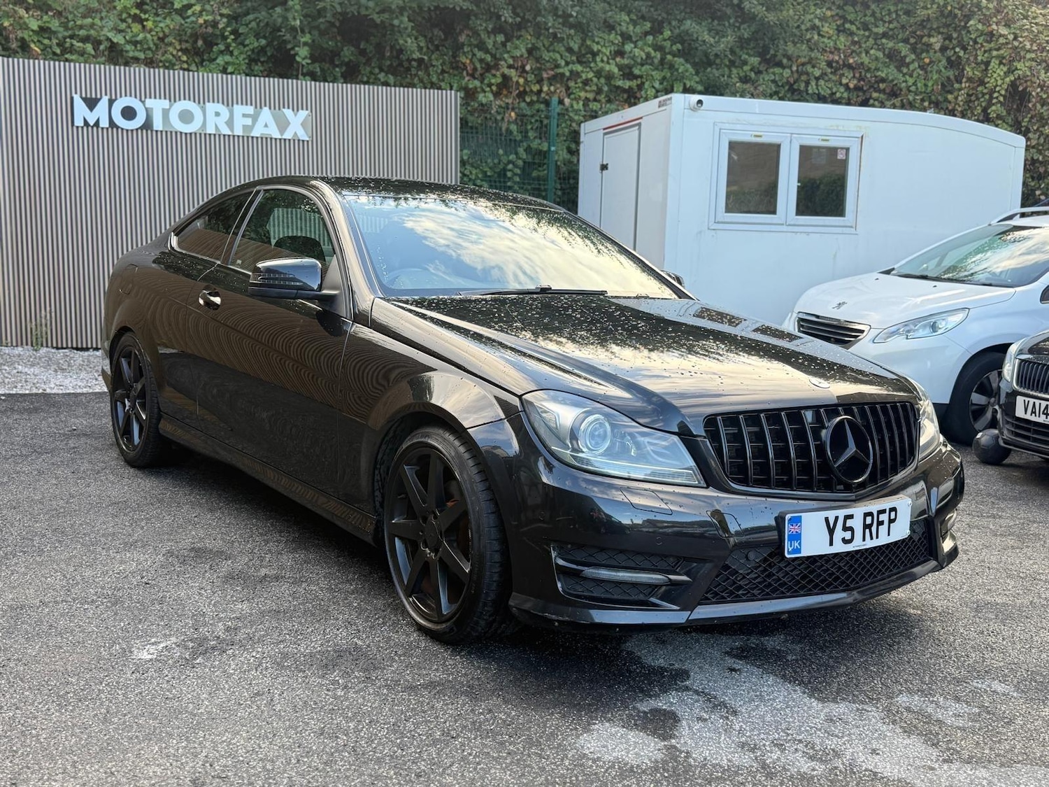 Used Mercedes-Benz C-Class 2015 for sale - 76084970: Photo 5