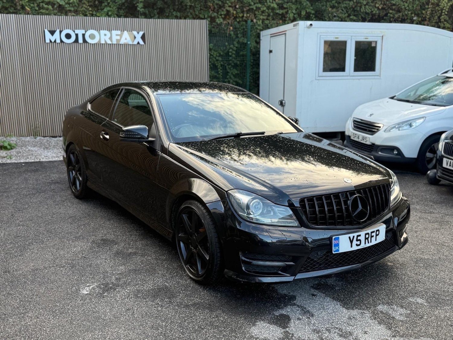 Used Mercedes-Benz C-Class 2015 for sale - 76084970: Photo 6
