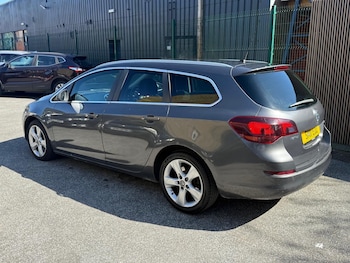 Used Vauxhall Astra 2011 for sale - 78357419: Photo