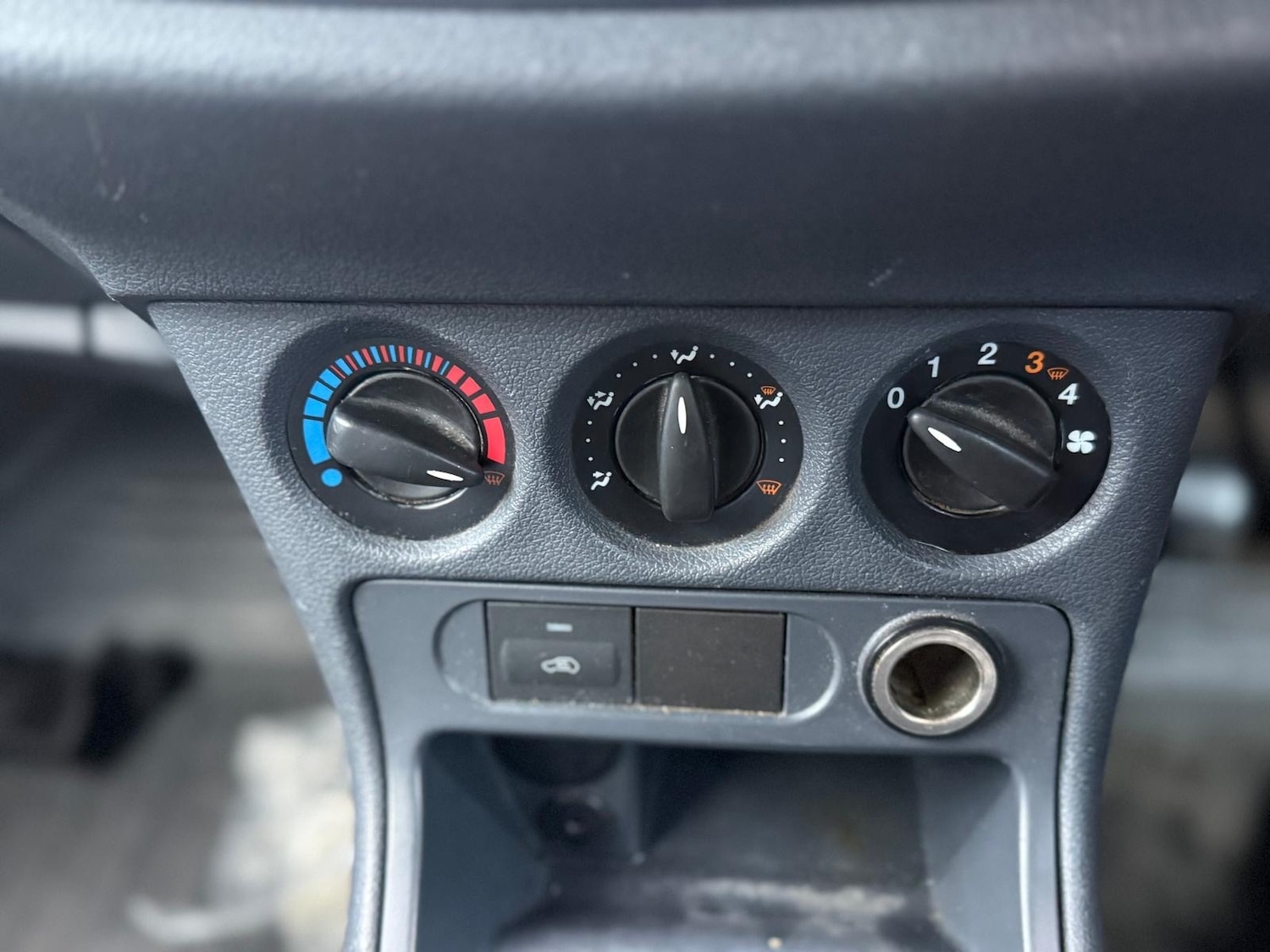 Used Ford Transit Connect 2011 for sale - 77188867: Photo 10