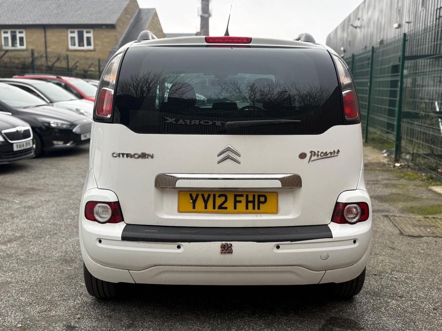 Used Citroen C3 Picasso 2012 for sale - 77802867: Photo 5