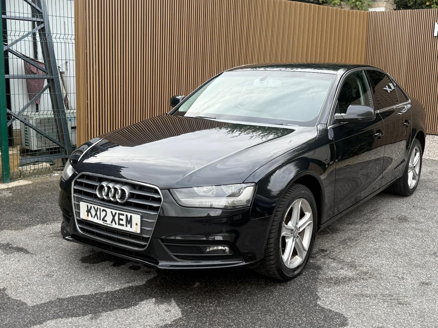 Used Audi A4 2012 for sale - 76426060: Photo 3