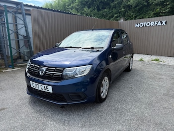 Used Dacia Sandero 2017 for sale - 79101895: Photo