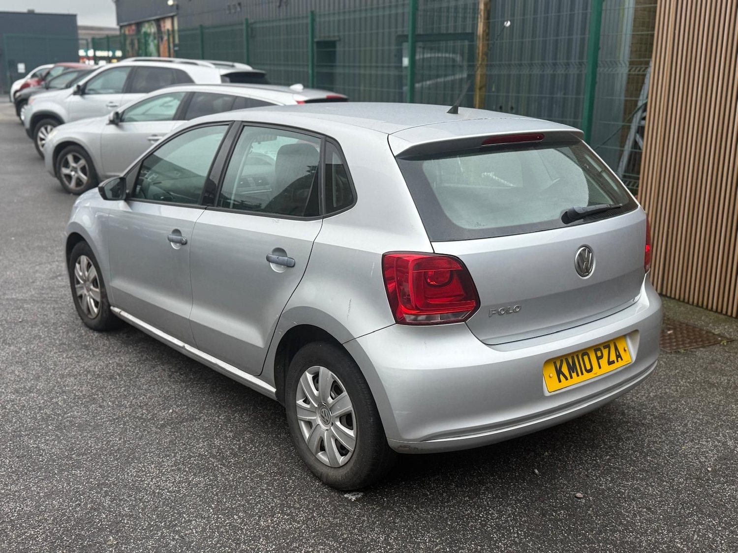 Used Volkswagen Polo 2010 for sale - 77609648: Photo 11
