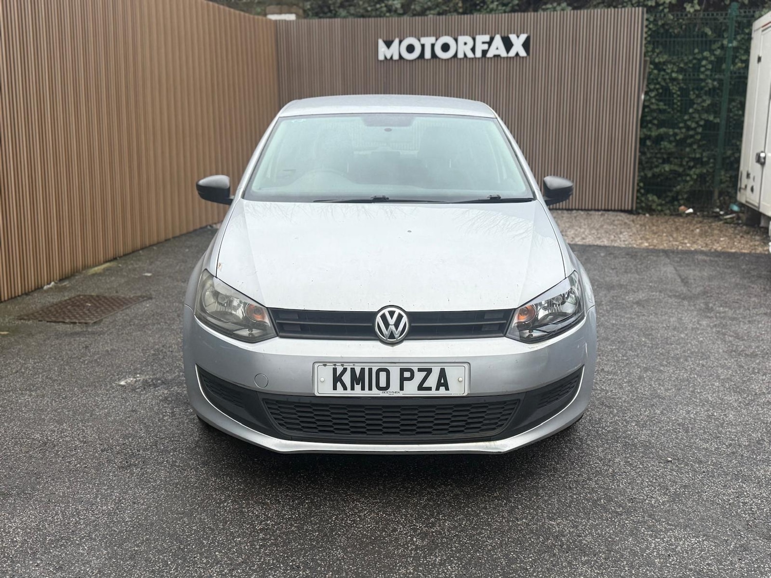 Used Volkswagen Polo 2010 for sale - 77609648: Photo 2