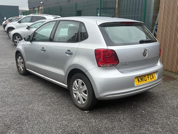 Used Volkswagen Polo 2010 for sale - 77609648: Photo